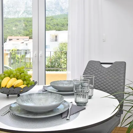 Luxury Apartments Luna Tucepi Exterior photo
