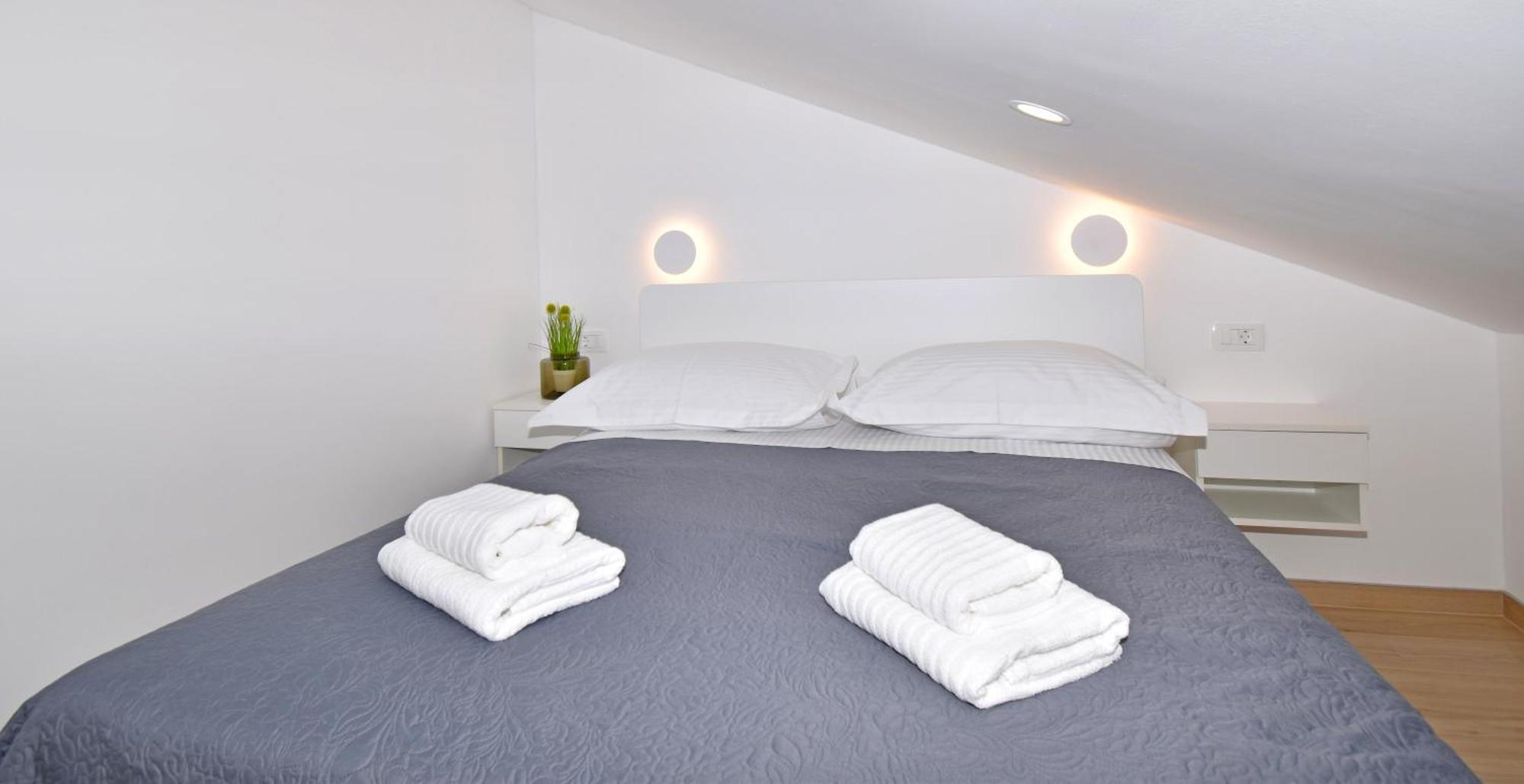 Luxury Luna Apartment *